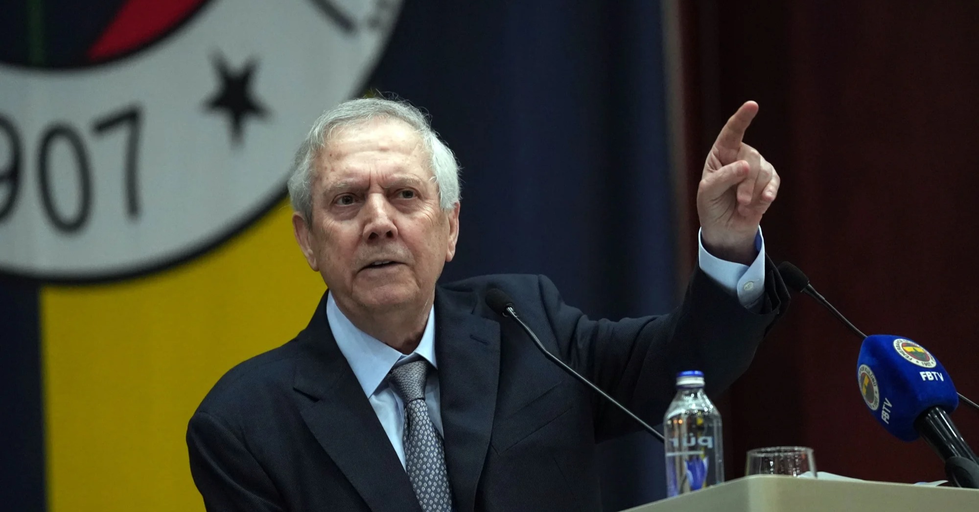Aziz Yıldırım yeniden aday
