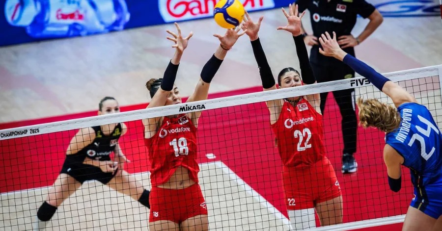 Genç kadın sporcularla sporun olanakları