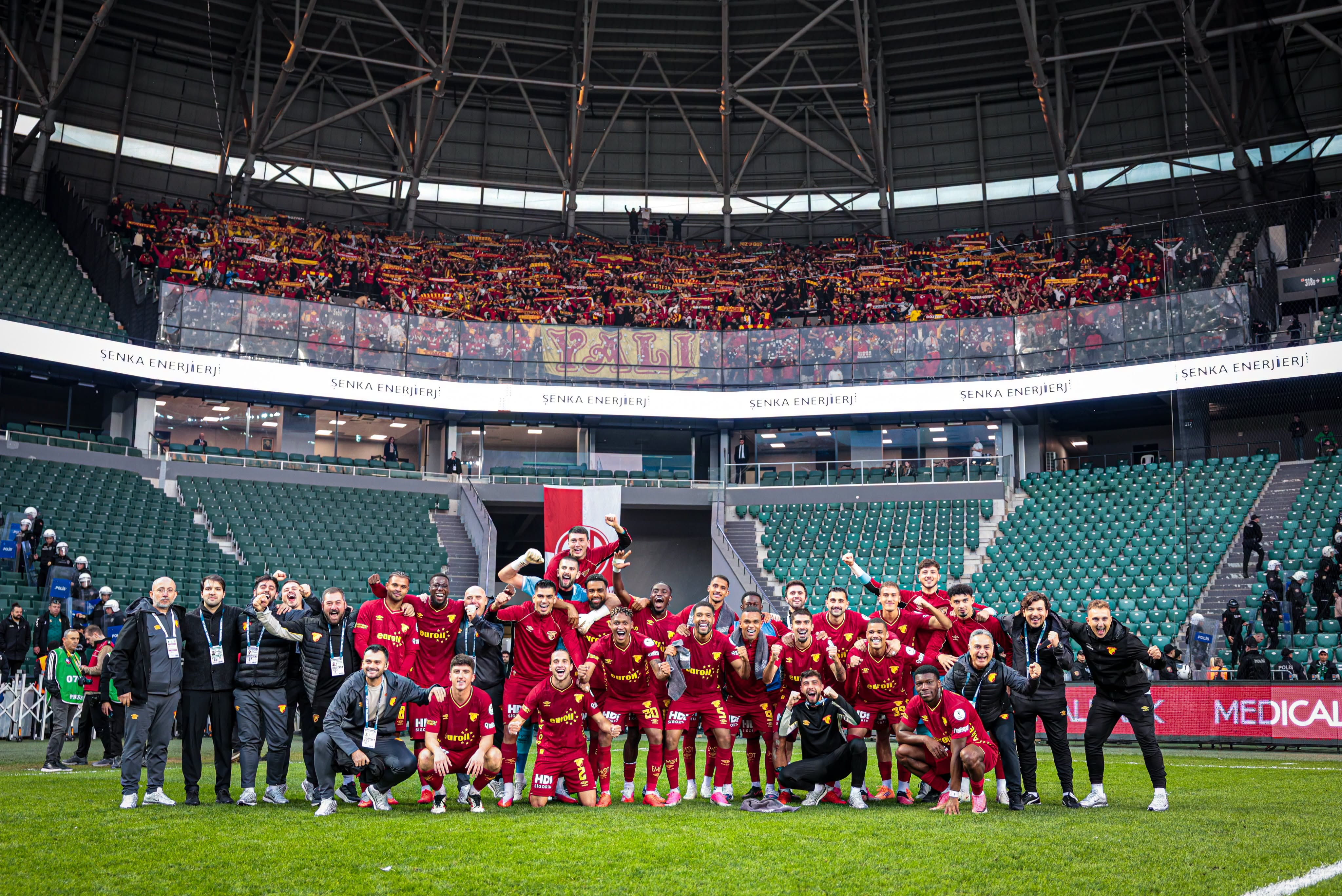 Göztepe, Kocaelispor'u 2-1 yenerek seri yakaladı